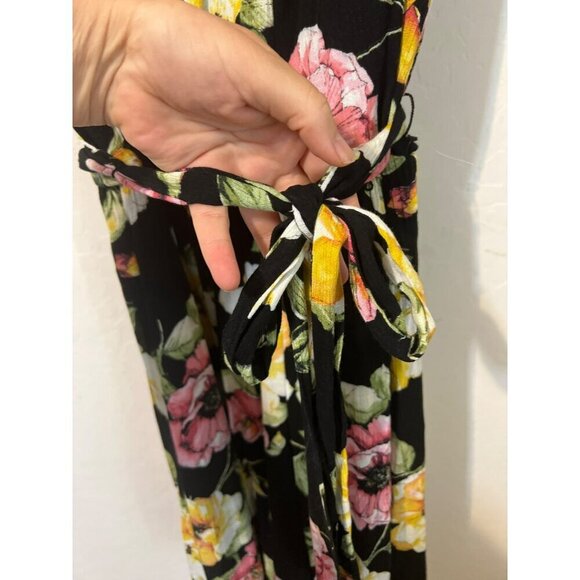 Apt. 9 XL Black Sleeveless Dress Bright Floral Pattern Fit and Flare Lined Belte - Picture 4 of 10